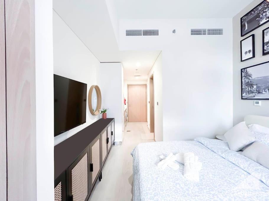 Meydan Bliss Luxurious With Private Balcony Apartment Dubai