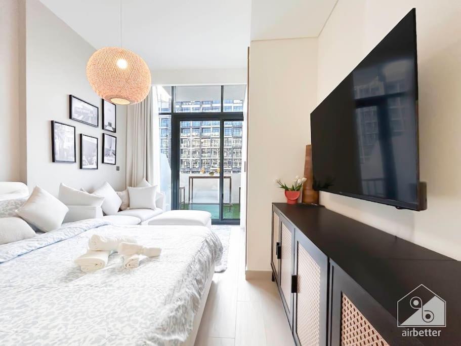Meydan Bliss Luxurious With Private Balcony * Dubai
