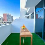 Meydan Bliss Luxurious Studio With Private Balcony