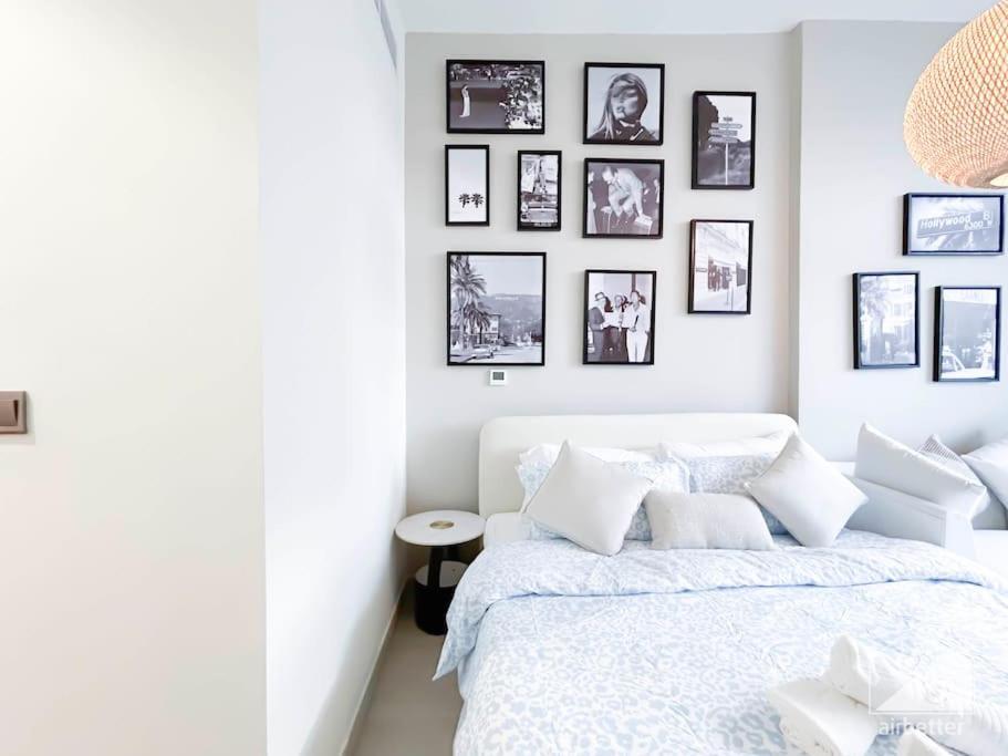 Meydan Bliss Luxurious With Private Balcony Dubai