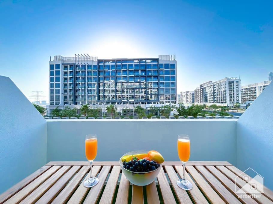 Meydan Bliss Luxurious With Private Balcony Dubai